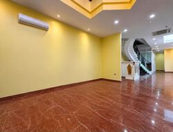 East Coast Hill (D16), Semi-Detached #631814461